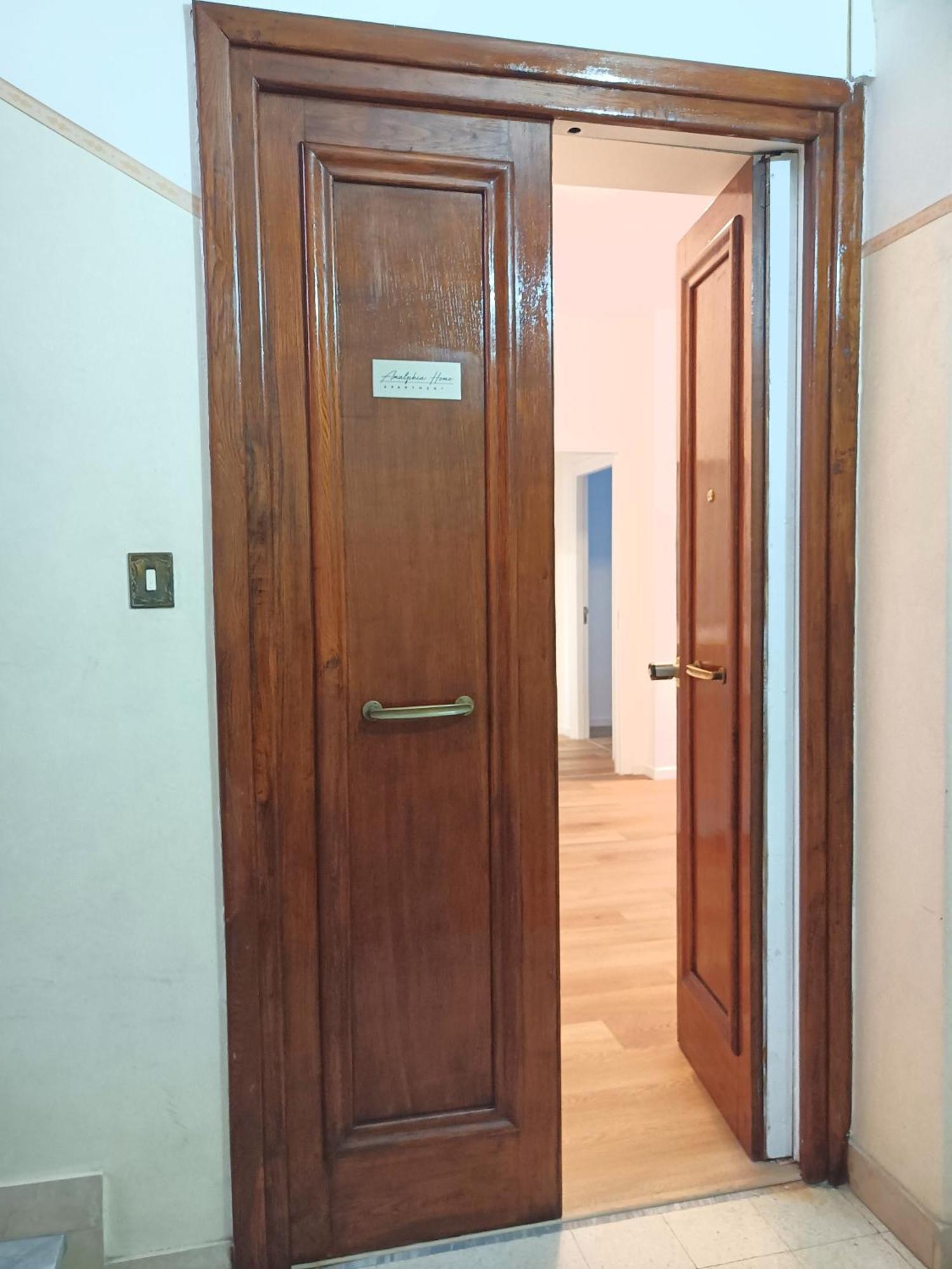 Amalphia Home Salerno Exterior foto